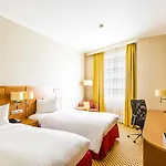 Courtyard By Marriott Hotel