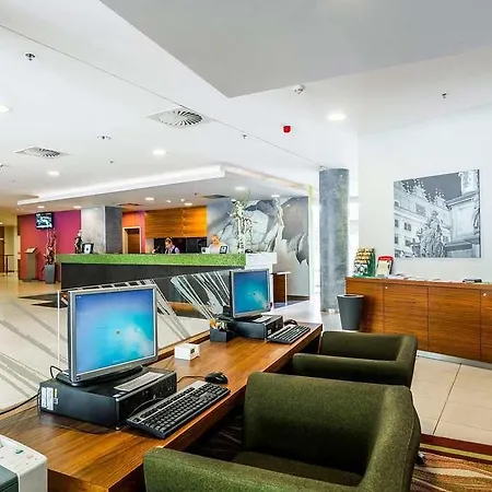 Courtyard By Marriott Hotel 4*