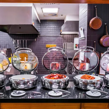 Courtyard By Marriott