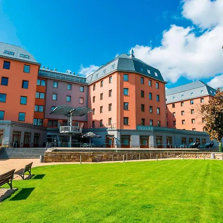 Courtyard By Marriott 4*