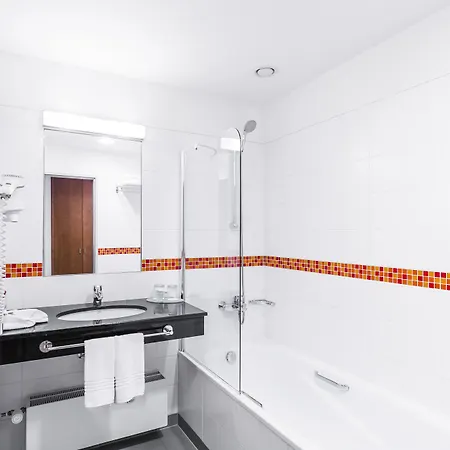 Courtyard By Marriott Hotel Plzen