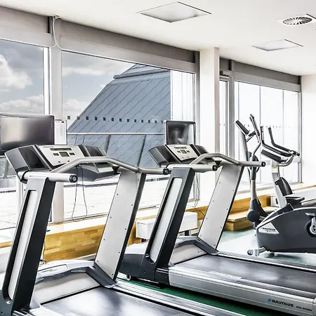 Courtyard By Marriott