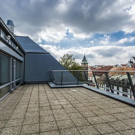 Courtyard By Marriott Готель 4*