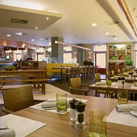 Courtyard By Marriott Plzen