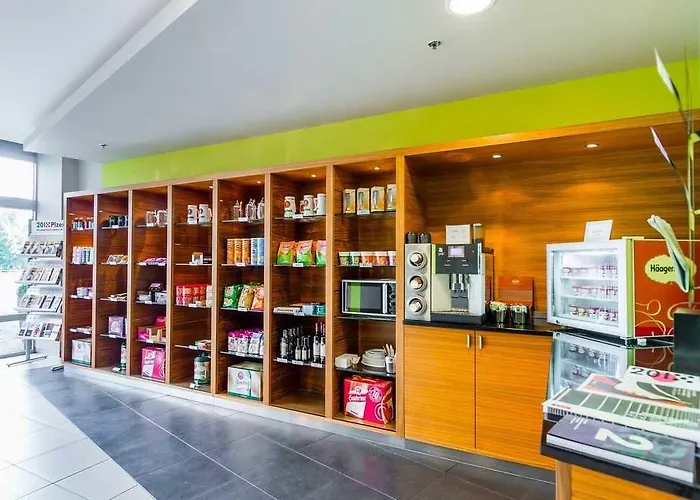 Courtyard By Marriott Hotel