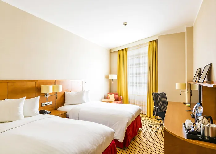 Courtyard By Marriott Hotel