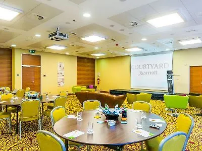 Hotel Courtyard By Marriott