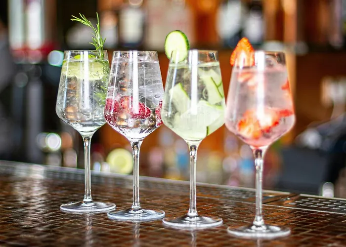 מלון Courtyard By Marriott