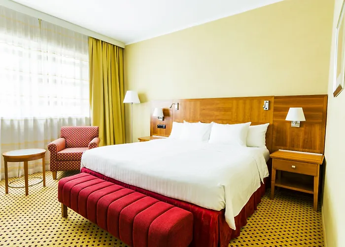 מלון Courtyard By Marriott