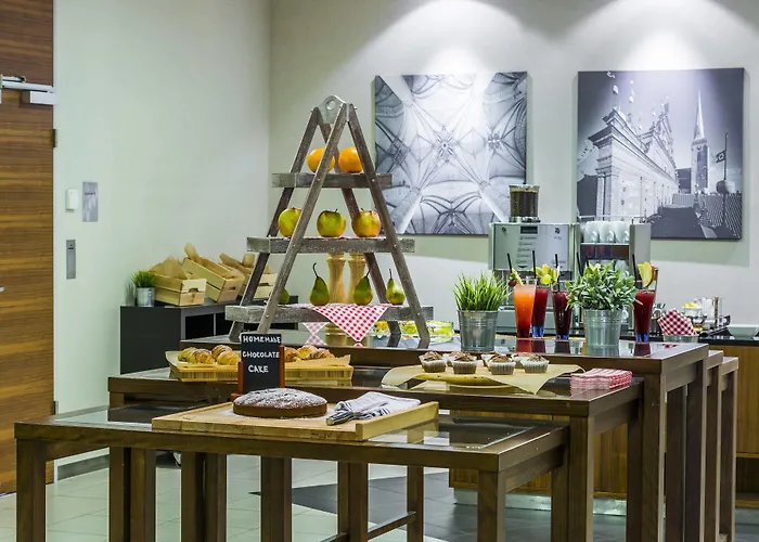 Courtyard By Marriott